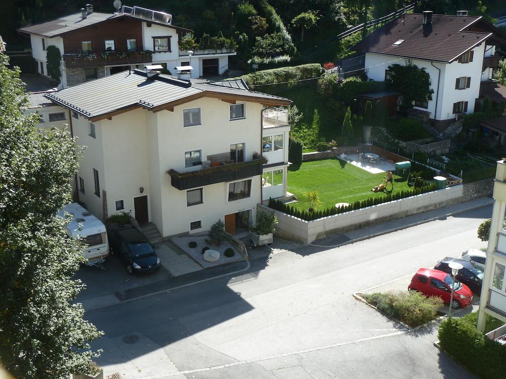 Haus Fabro Apartment Wattens Phòng bức ảnh